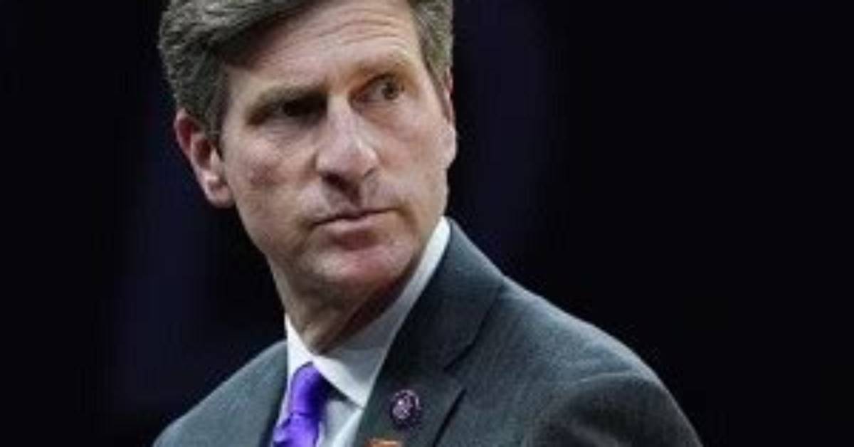 Greg Stanton - Net Worth, Age, Height, Birthday, Bio, Wiki!