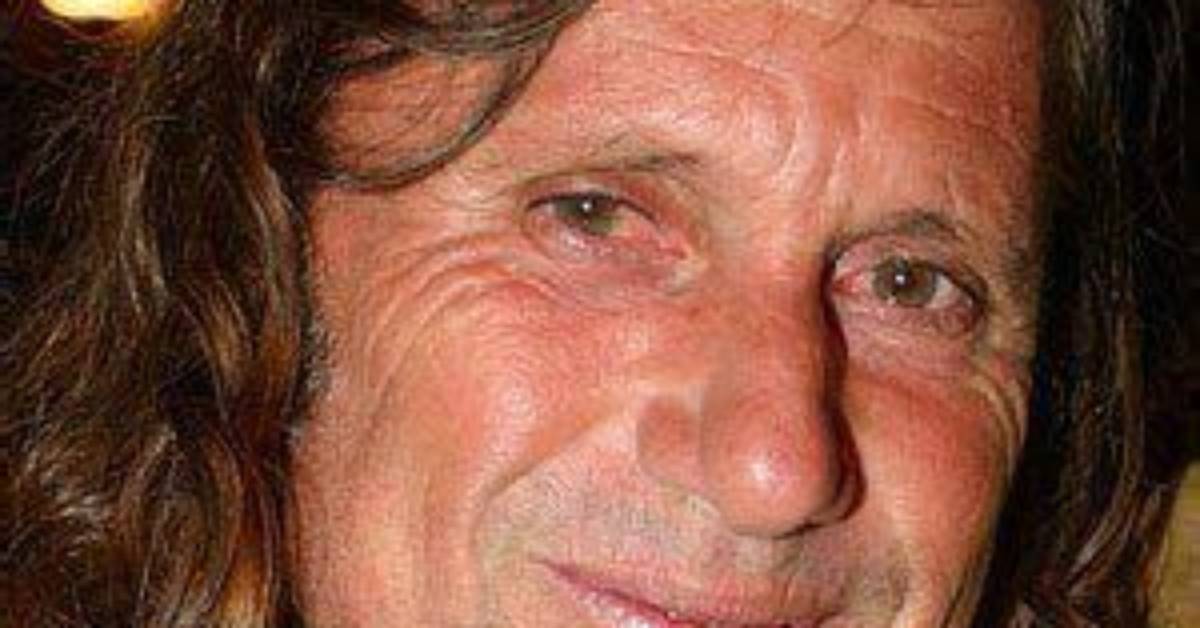 Guillermo Vilas - Net Worth, Age, Height, Birthday, Bio, Wiki!