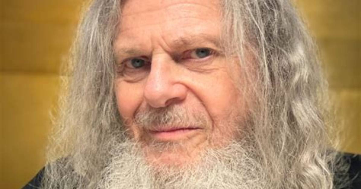 Gustavo Santaolalla - Net Worth, Age, Height, Birthday, Bio, Wiki!
