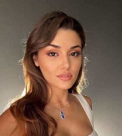 Hande Ercel Net Worth, Age, Height, Bio, Birthday, Wiki!
