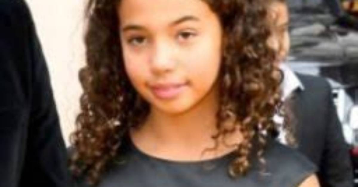 Hania Riley Sinclair - Net Worth, Age, Height, Birthday, Bio, Wiki!