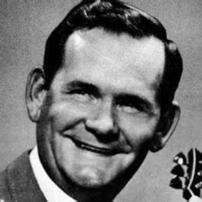 Hank Poteat - Net Worth, Age, Height, Birthday, Bio, Wiki!