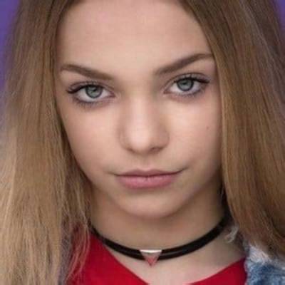 Hannah Loyd Net Worth, Age, Height, Bio, Birthday, Wiki!