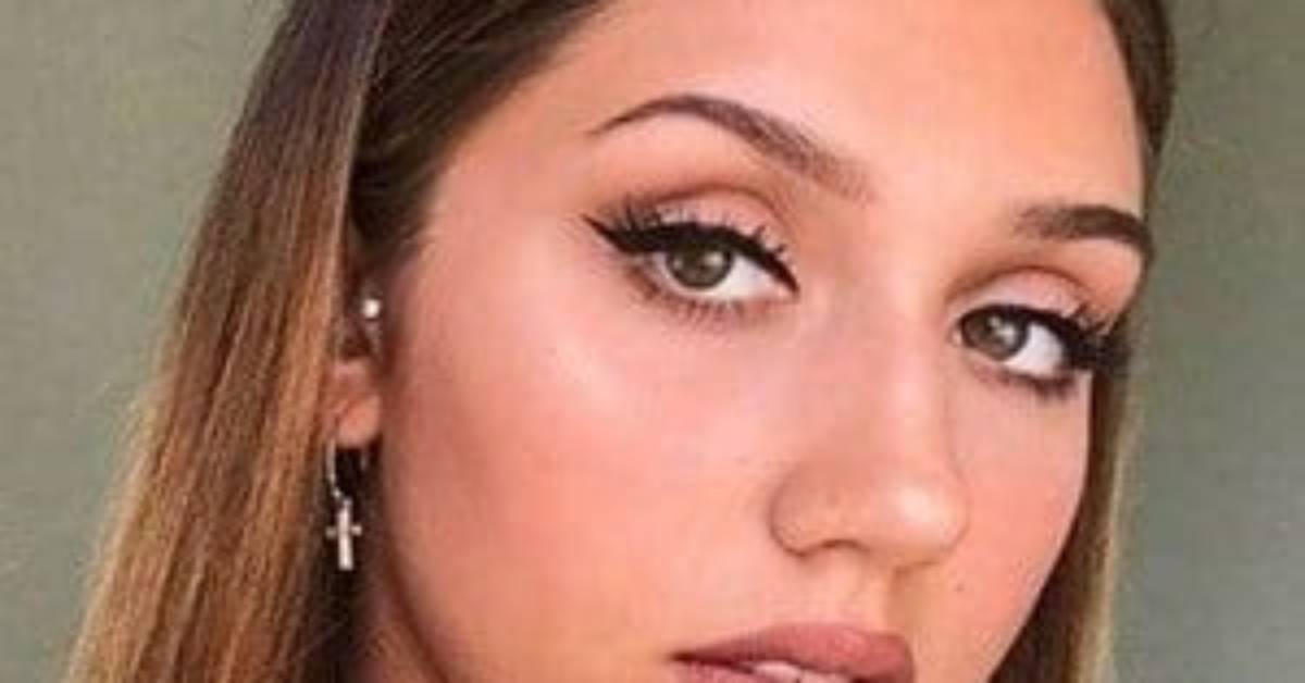 Hannah Mrozak Net Worth 2024, Age, Height, Bio, Birthday, Wiki!