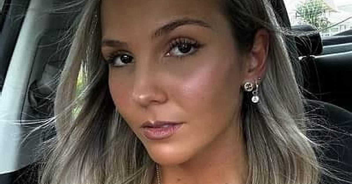 Hannah Pearson Net Worth, Age, Height, Bio, Birthday, Wiki!