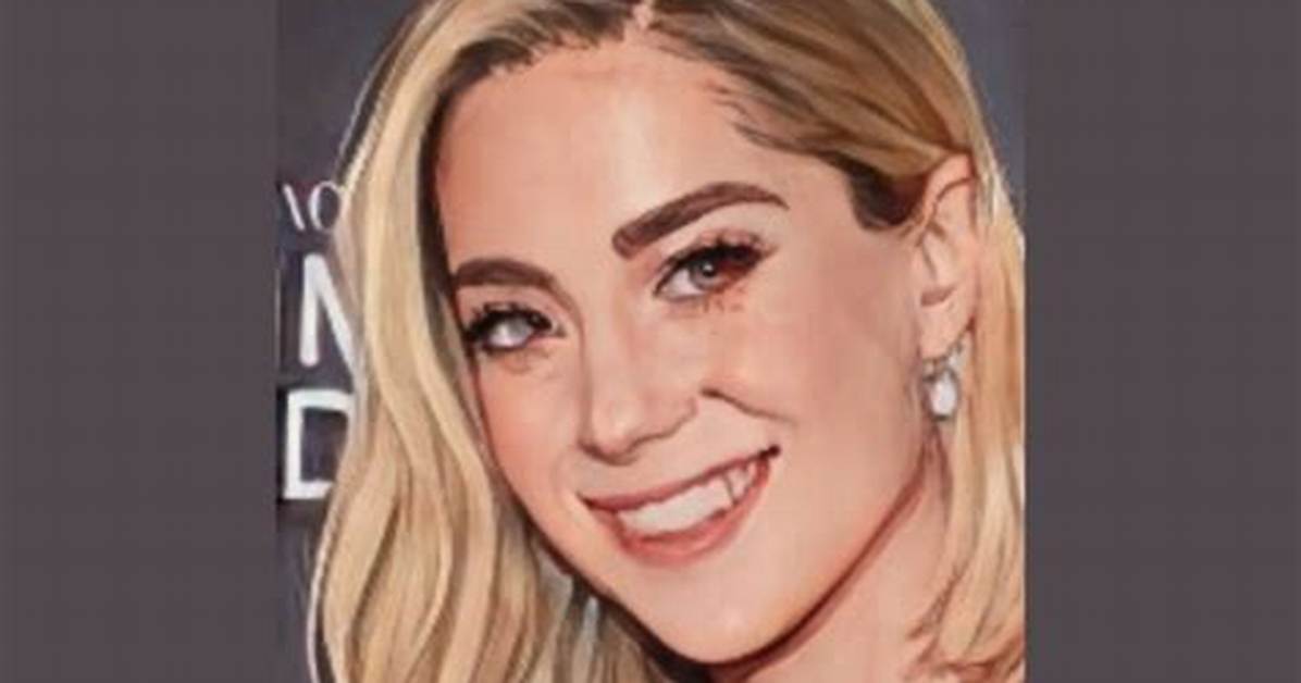 Hayley Stommel - Net Worth, Age, Height, Birthday, Bio, Wiki!