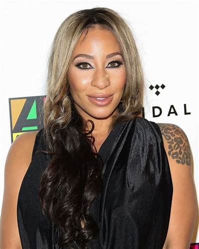 Hazel-E Net Worth, Age, Height, Bio, Birthday, Wiki!