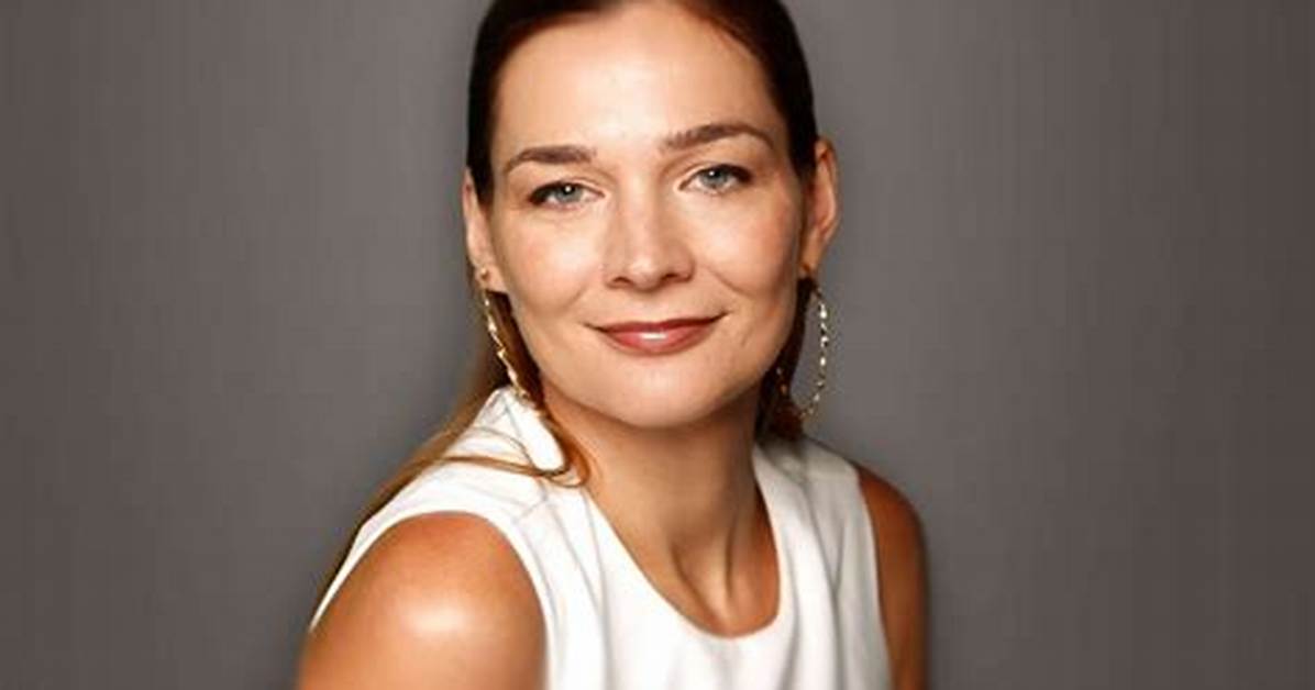 Heather Burns Net Worth, Age, Height, Bio, Birthday, Wiki!