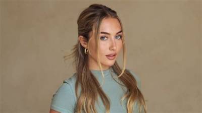 Heloise Net Worth, Age, Height, Bio, Birthday, Wiki!