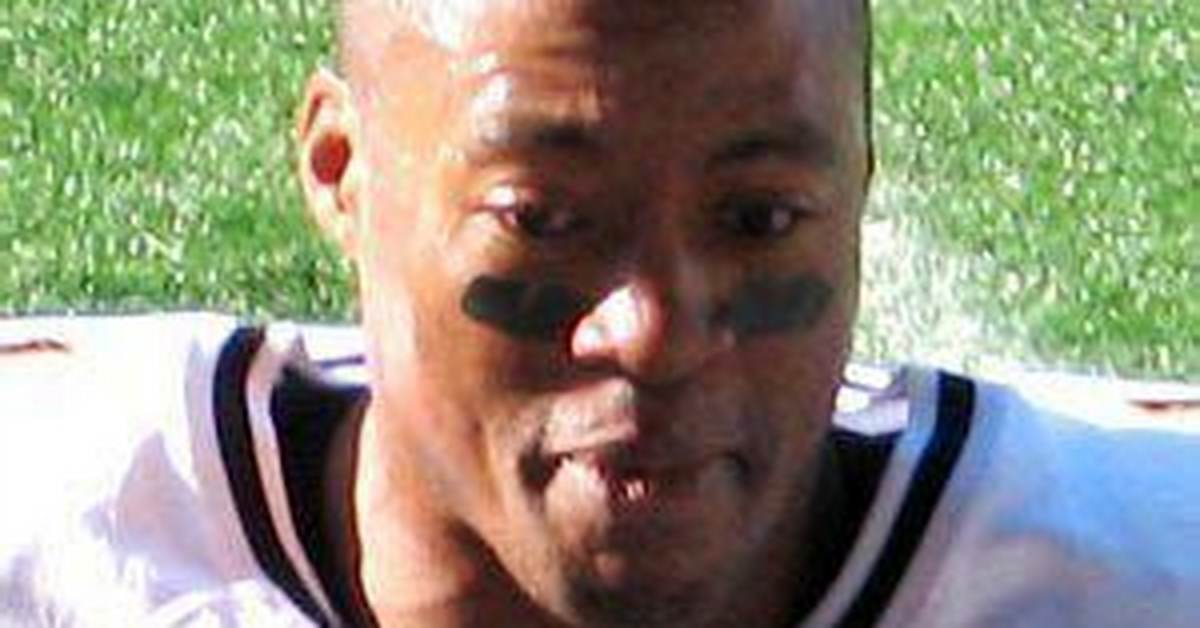 Henry Burris - Net Worth, Age, Height, Birthday, Bio, Wiki!