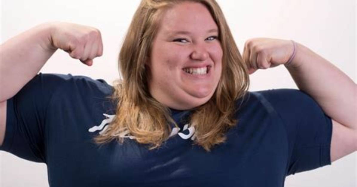 Holley Mangold - Net Worth, Age, Height, Birthday, Bio, Wiki!