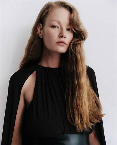 Hollie-May Saker - Net Worth, Age, Height, Birthday, Bio, Wiki!
