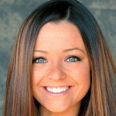 Holly Julian - Net Worth, Age, Height, Birthday, Bio, Wiki!
