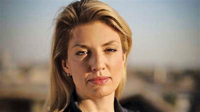 Holly Williams Net Worth, Age, Height, Bio, Birthday, Wiki!