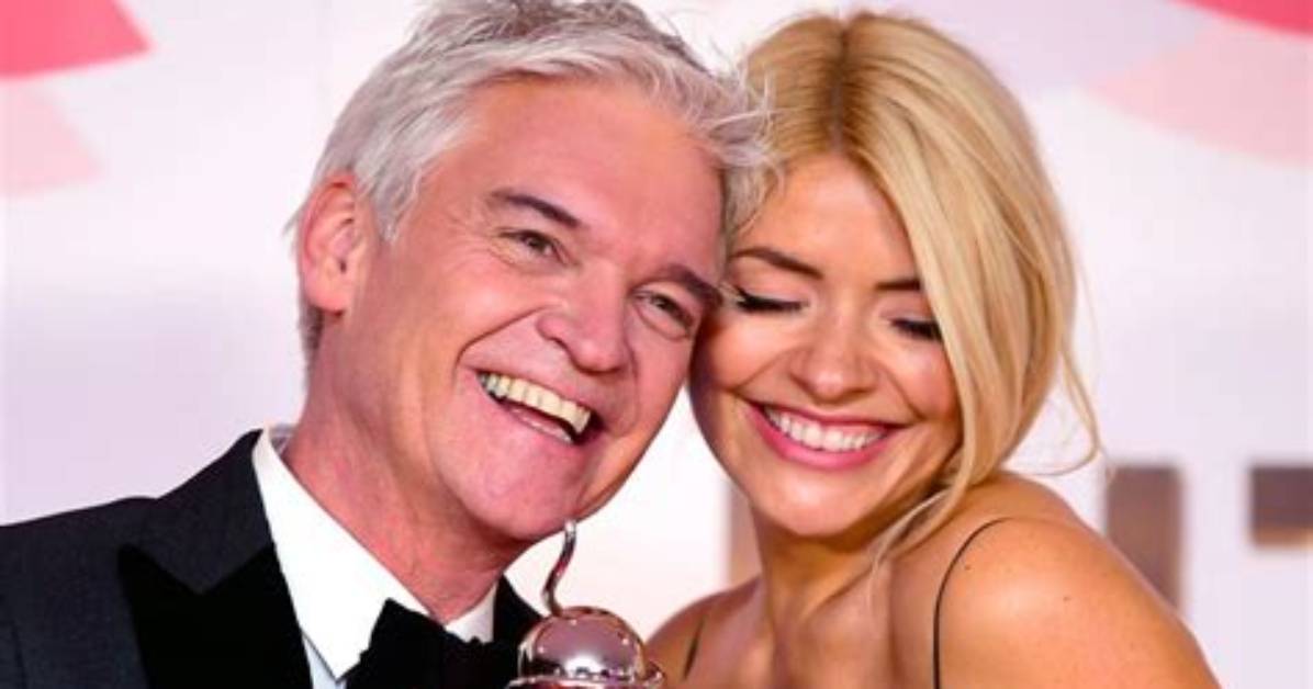 Holly Willoughby Net Worth 2024, Age, Height, Bio, Birthday, Wiki!