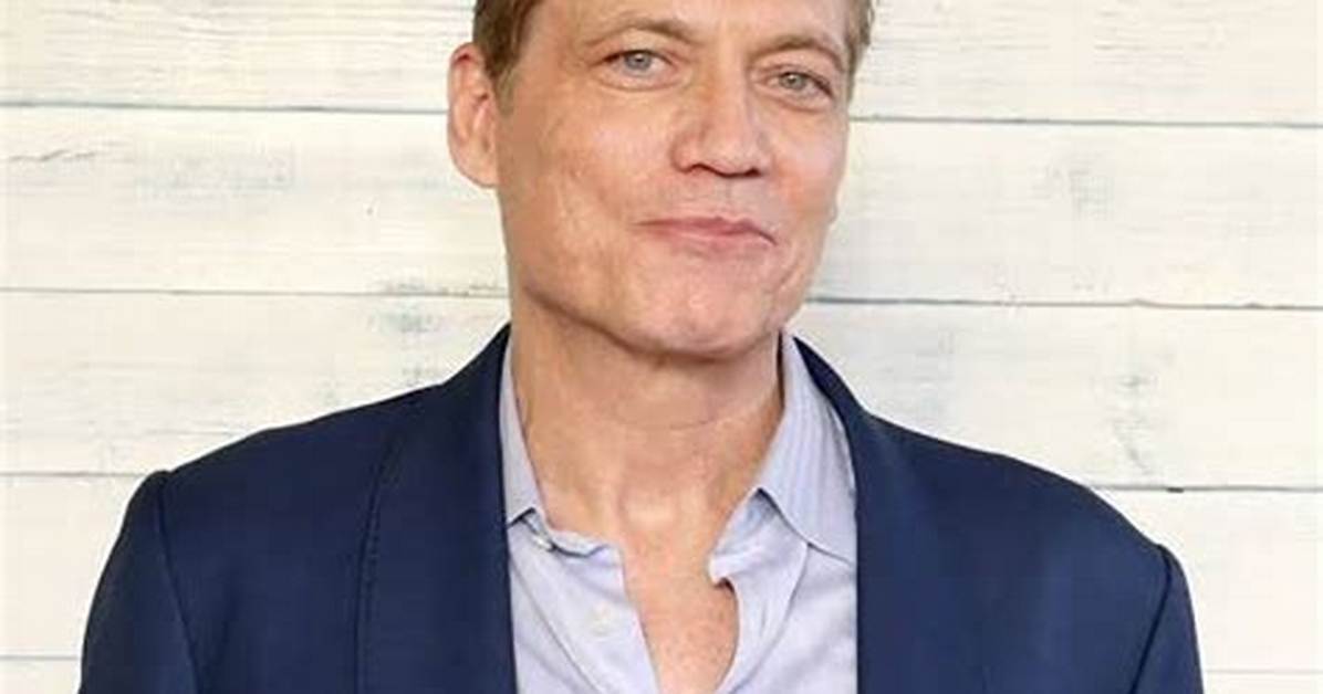 Holt Mccallany Net Worth, Age, Height, Bio, Birthday, Wiki!