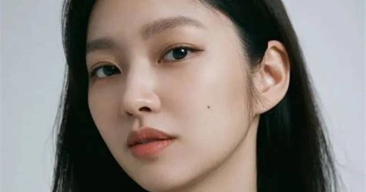 Hong Hwa-Ri - Net Worth, Age, Height, Birthday, Bio, Wiki!