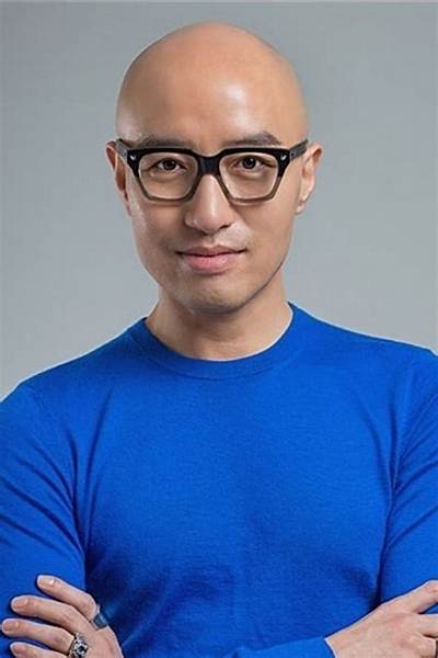 Hong Seok-Cheon - Net Worth, Age, Height, Birthday, Bio, Wiki!