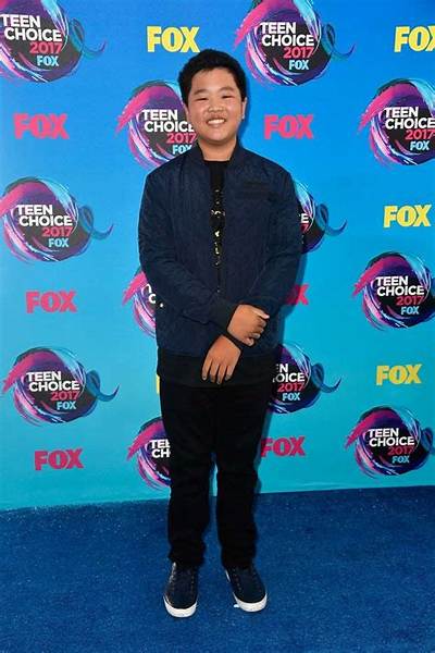 Hudson Yang - Net Worth, Age, Height, Birthday, Bio, Wiki!