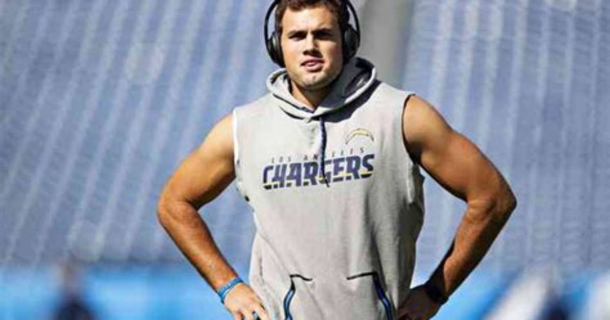 Hunter Henry Net Worth, Age, Height, Bio, Birthday, Wiki!