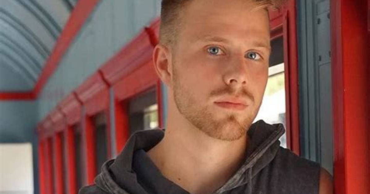 Hunter Hill Net Worth 2024, Age, Height, Bio, Birthday, Wiki!