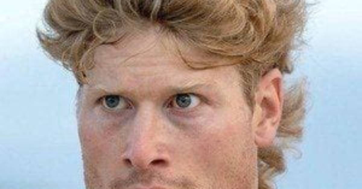 Hunter Mcintyre - Net Worth, Age, Height, Birthday, Bio, Wiki!