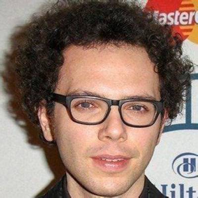Ian Axel - Net Worth, Age, Height, Birthday, Bio, Wiki!