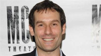 Ian Kahn - Net Worth, Age, Height, Birthday, Bio, Wiki!