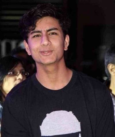 Ibrahim Khan - Net Worth, Age, Height, Birthday, Bio, Wiki!