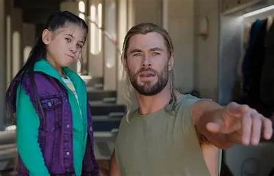 India Rose Hemsworth - Net Worth, Age, Height, Birthday, Bio, Wiki!