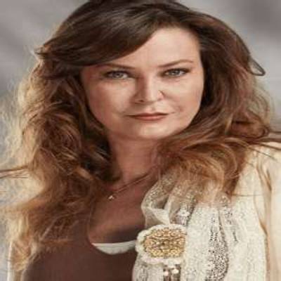 Ipek Tenolcay - Net Worth, Age, Height, Birthday, Bio, Wiki!