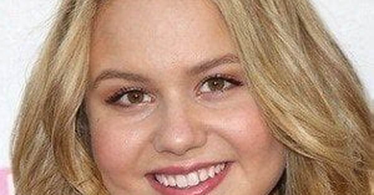 Isabella Acres - Net Worth, Age, Height, Birthday, Bio, Wiki!