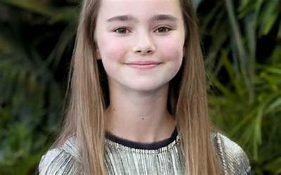 Isabella Canepa Net Worth, Age, Height, Bio, Birthday, Wiki!