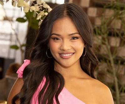J. C. Tran Net Worth, Age, Height, Bio, Birthday, Wiki!