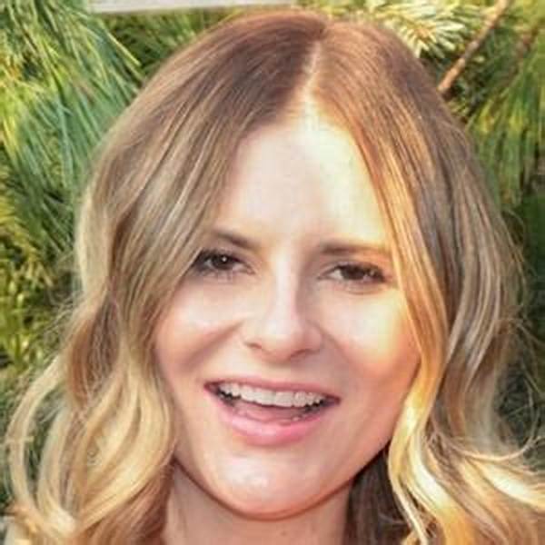 Jac Vanek Net Worth, Age, Height, Bio, Birthday, Wiki!