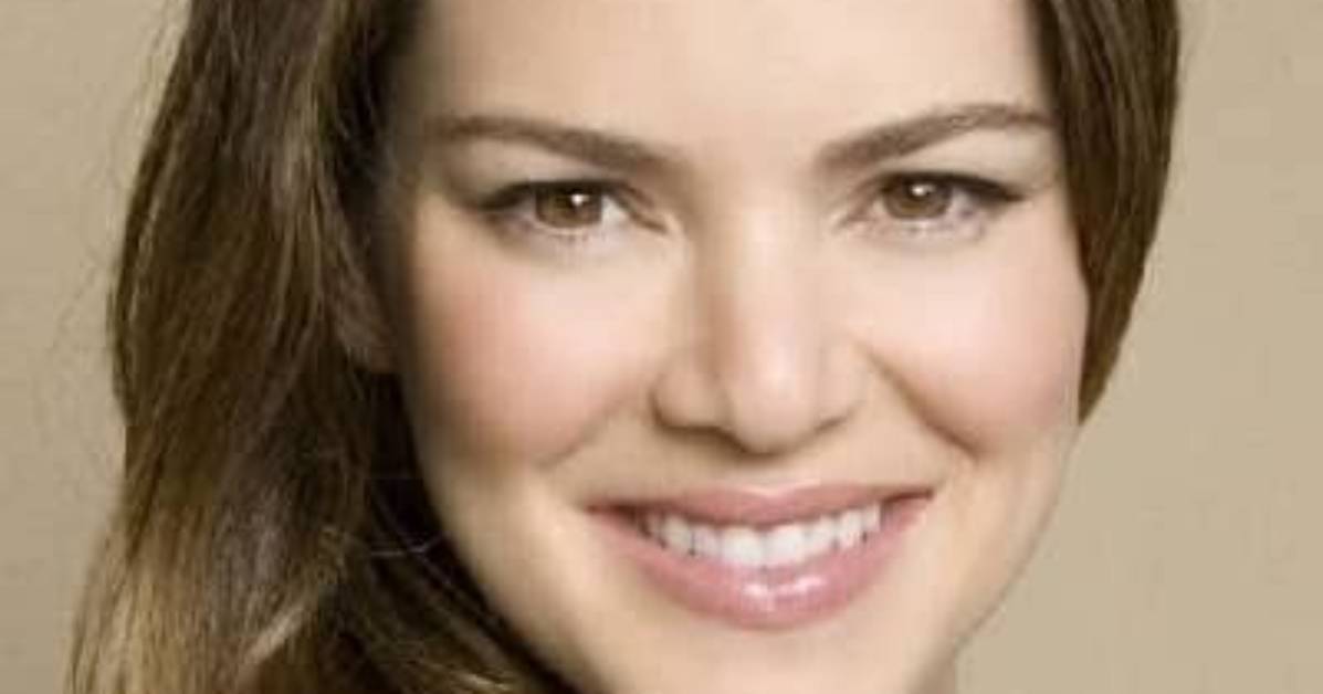 Jacinda Barrett Net Worth, Age, Height, Bio, Birthday, Wiki!