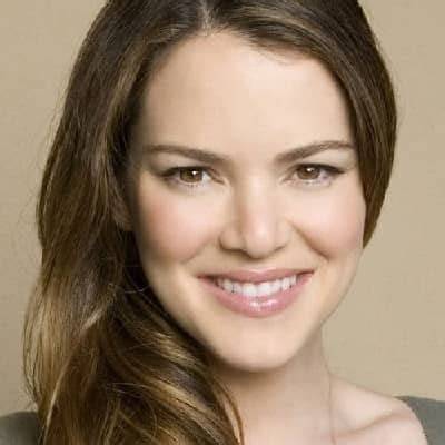 Jacinda Barrett Net Worth, Age, Height, Bio, Birthday, Wiki!