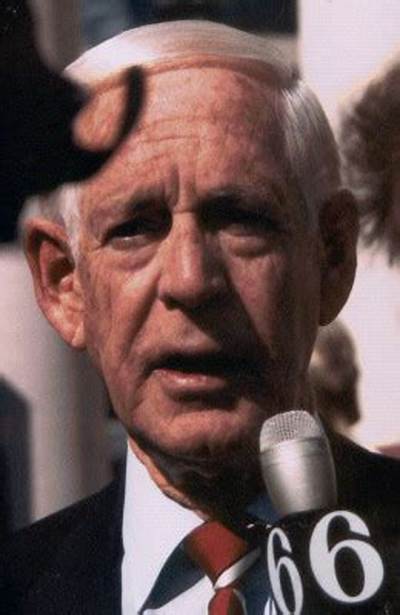 Jack Buck Net Worth, Age, Height, Bio, Birthday, Wiki!
