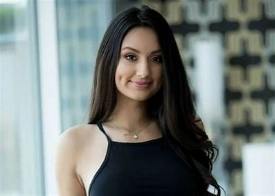 Jackie Ibarra Net Worth, Age, Height, Bio, Birthday, Wiki!