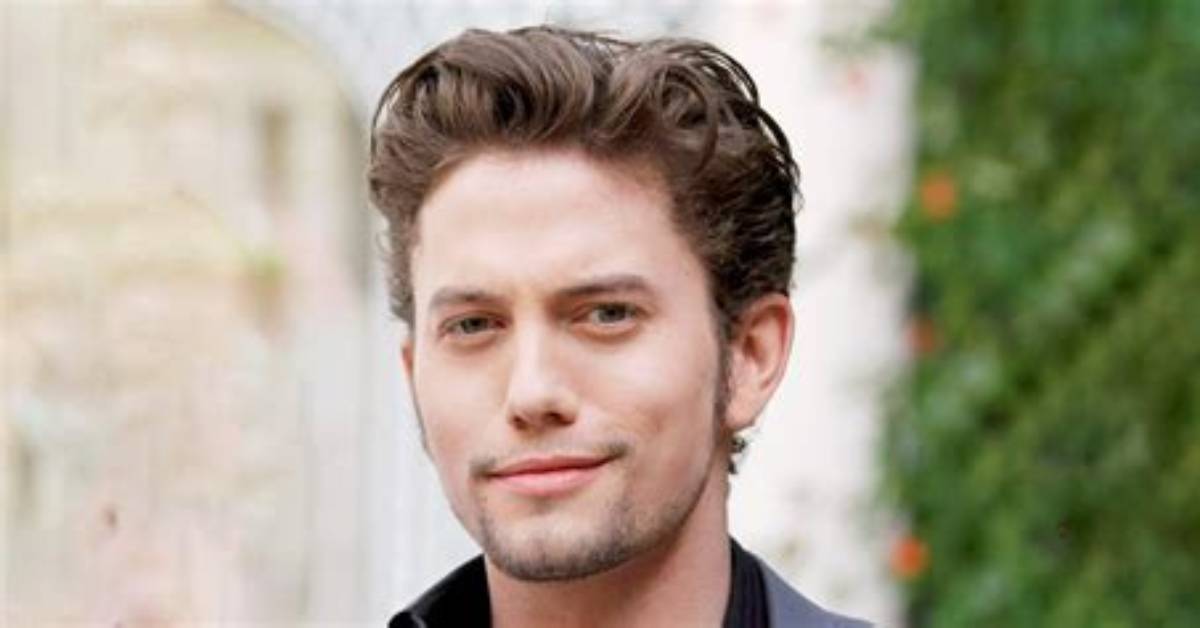 Jackson Rathbone - Net Worth, Age, Height, Birthday, Bio, Wiki!