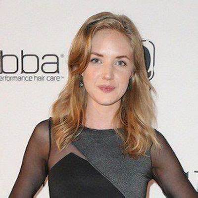 Jaclyn Hales - Net Worth, Age, Height, Birthday, Bio, Wiki!