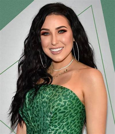 Jaclyn Hill - Net Worth, Age, Height, Birthday, Bio, Wiki!