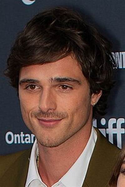 Jacob Hester Net Worth, Age, Height, Bio, Birthday, Wiki!