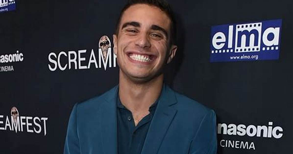 Jake Cannavale - Net Worth, Age, Height, Birthday, Bio, Wiki!