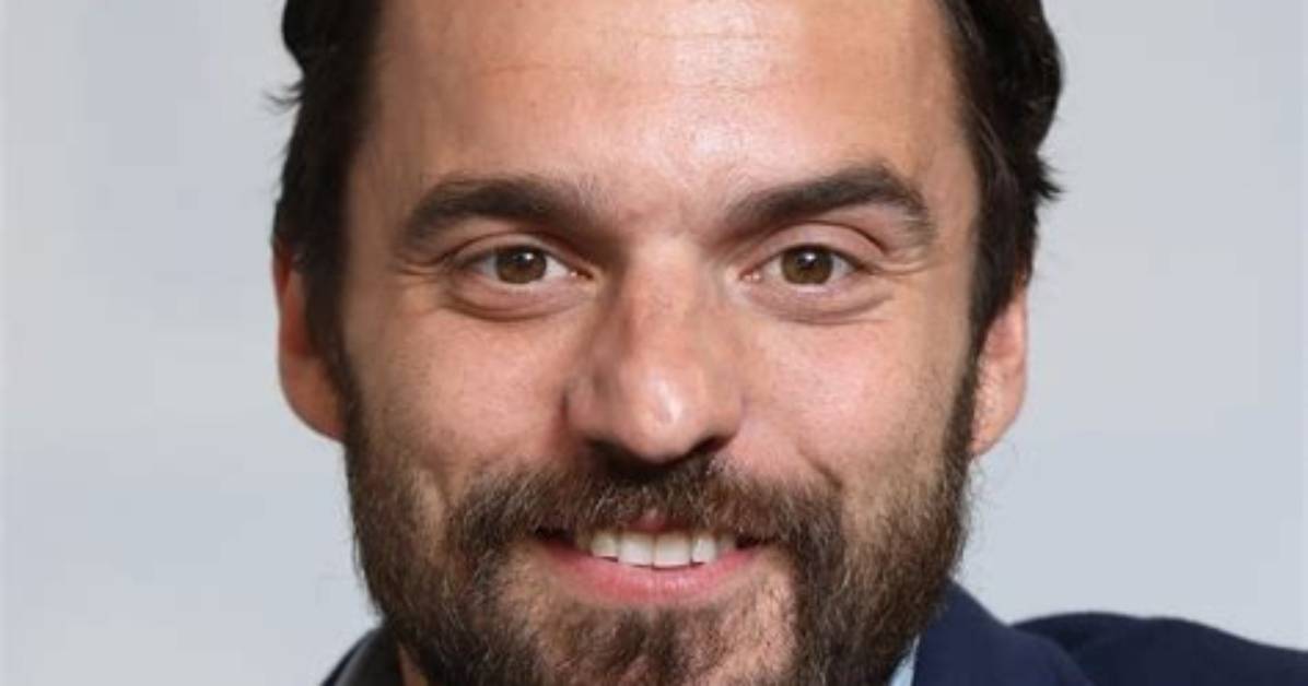 Jake Johnson - Net Worth, Age, Height, Birthday, Bio, Wiki!