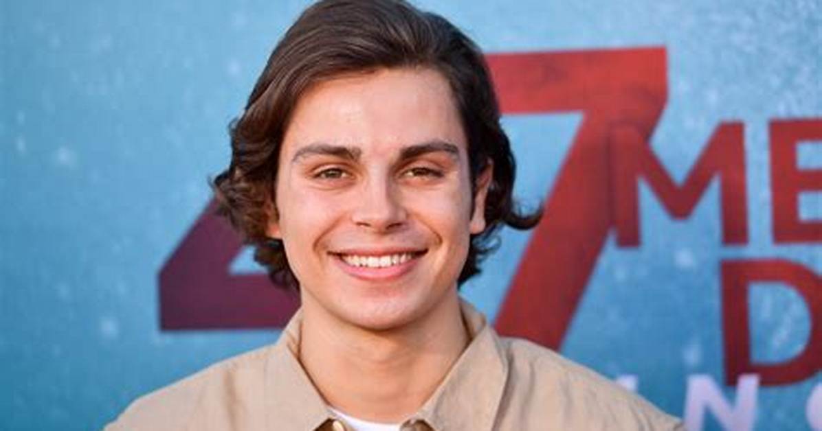Jake T. Austin Net Worth, Age, Height, Bio, Birthday, Wiki!