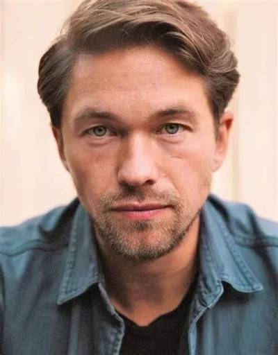 Jakob Oftebro Net Worth, Age, Height, Bio, Birthday, Wiki!