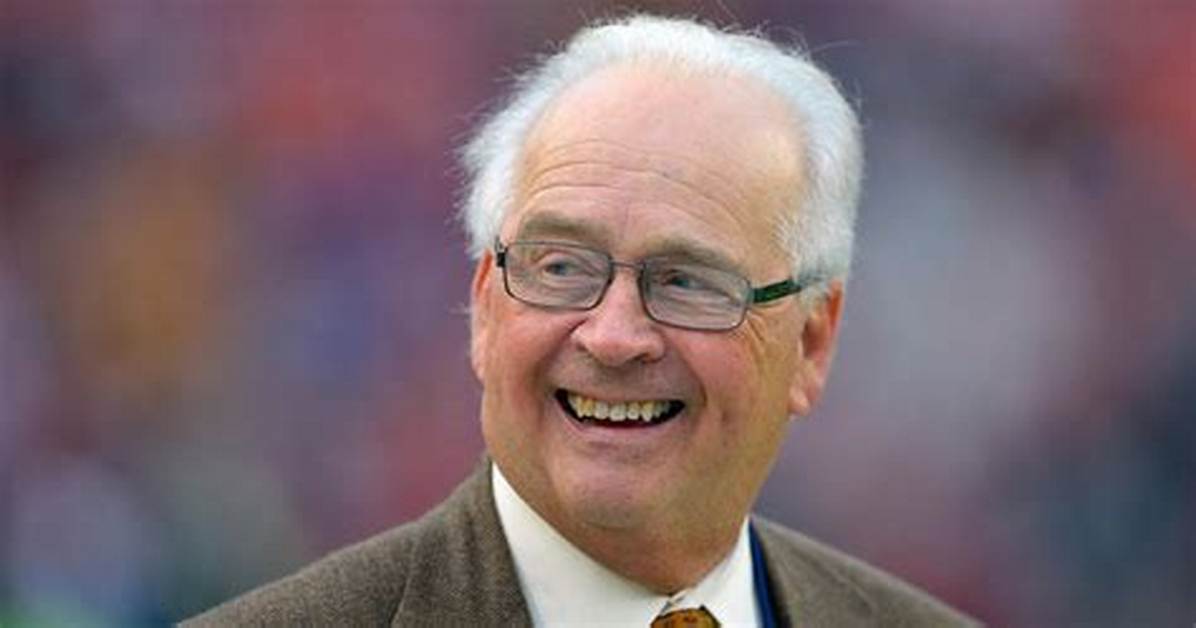 James Andrews Net Worth, Age, Height, Bio, Birthday, Wiki!