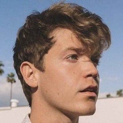 Jamie Miller Net Worth, Age, Height, Bio, Birthday, Wiki!