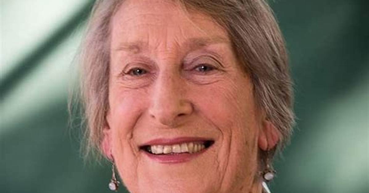 Janet Henfrey Net Worth 2024, Age, Height, Bio, Birthday, Wiki!
